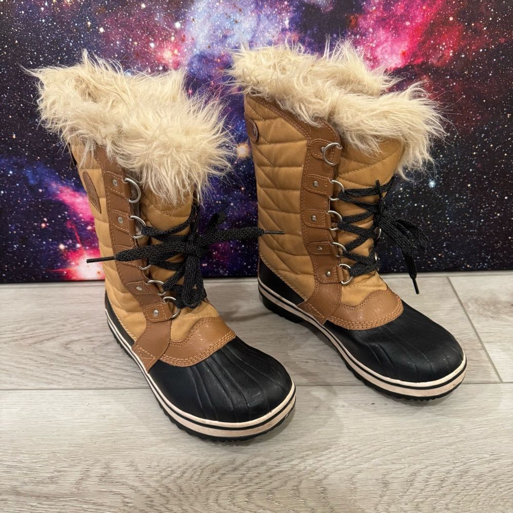 Sorel Tofino II Waterproof Winter Snow Boots Sherpa Fur Lined Girls Sz 5 (37 EU)